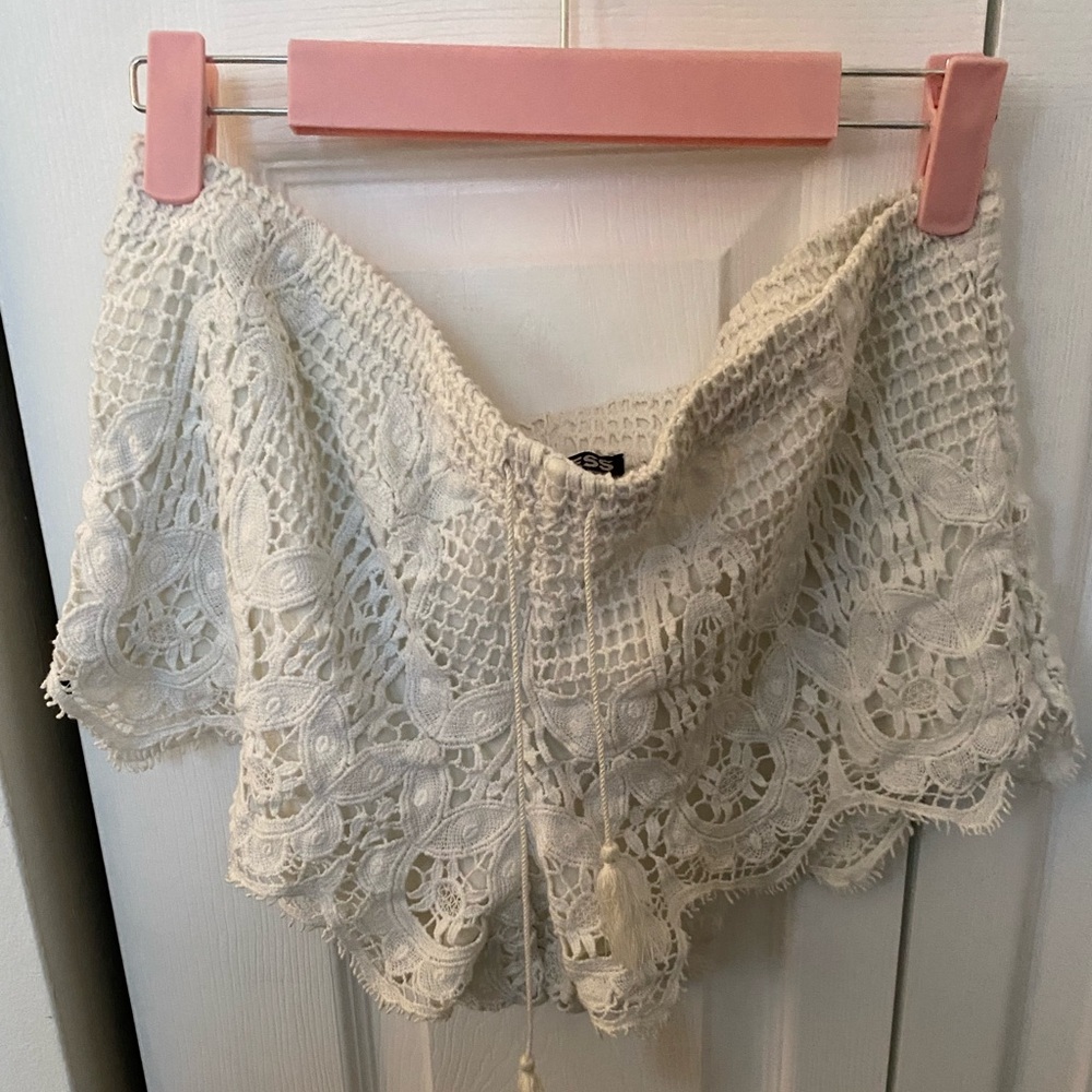 Express Cream Lace Crop Top